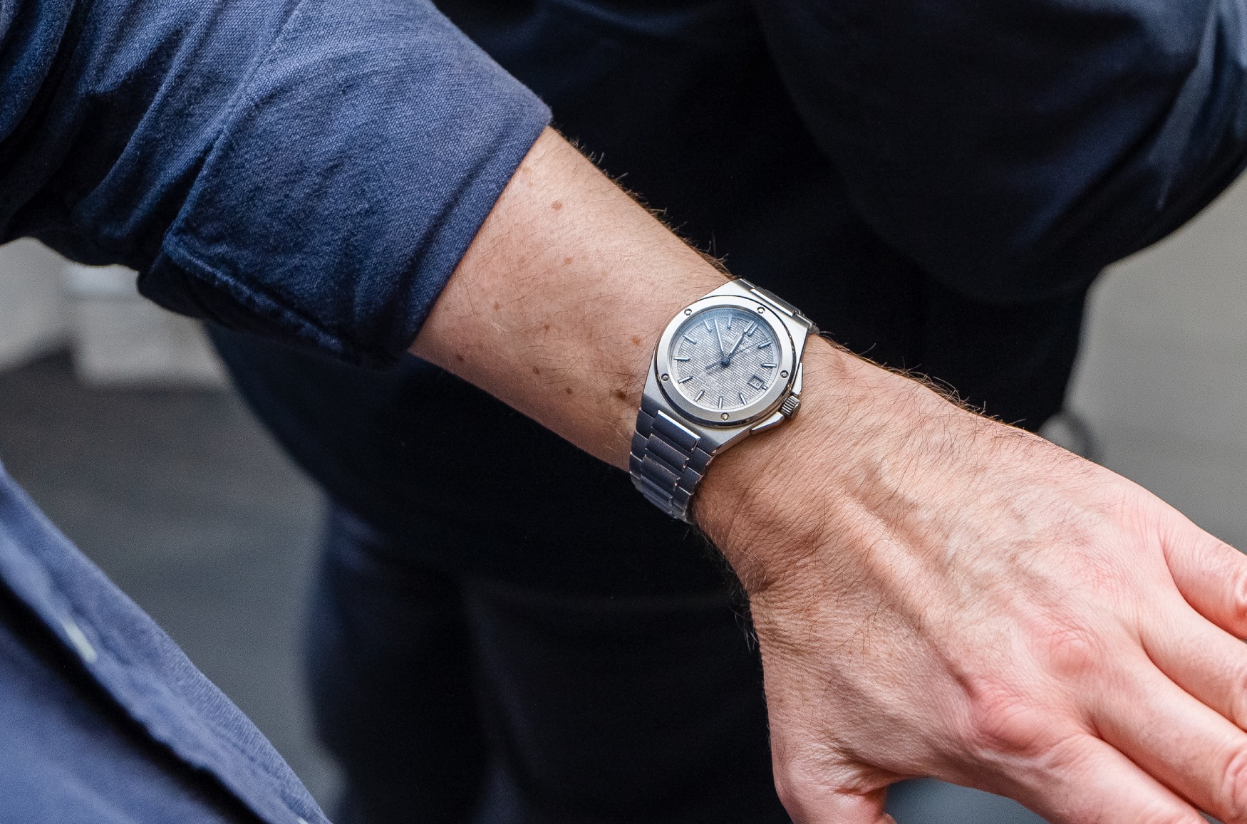 andrew mcutchen justin hast iwc ingenieur blue dial event titanium grey dial