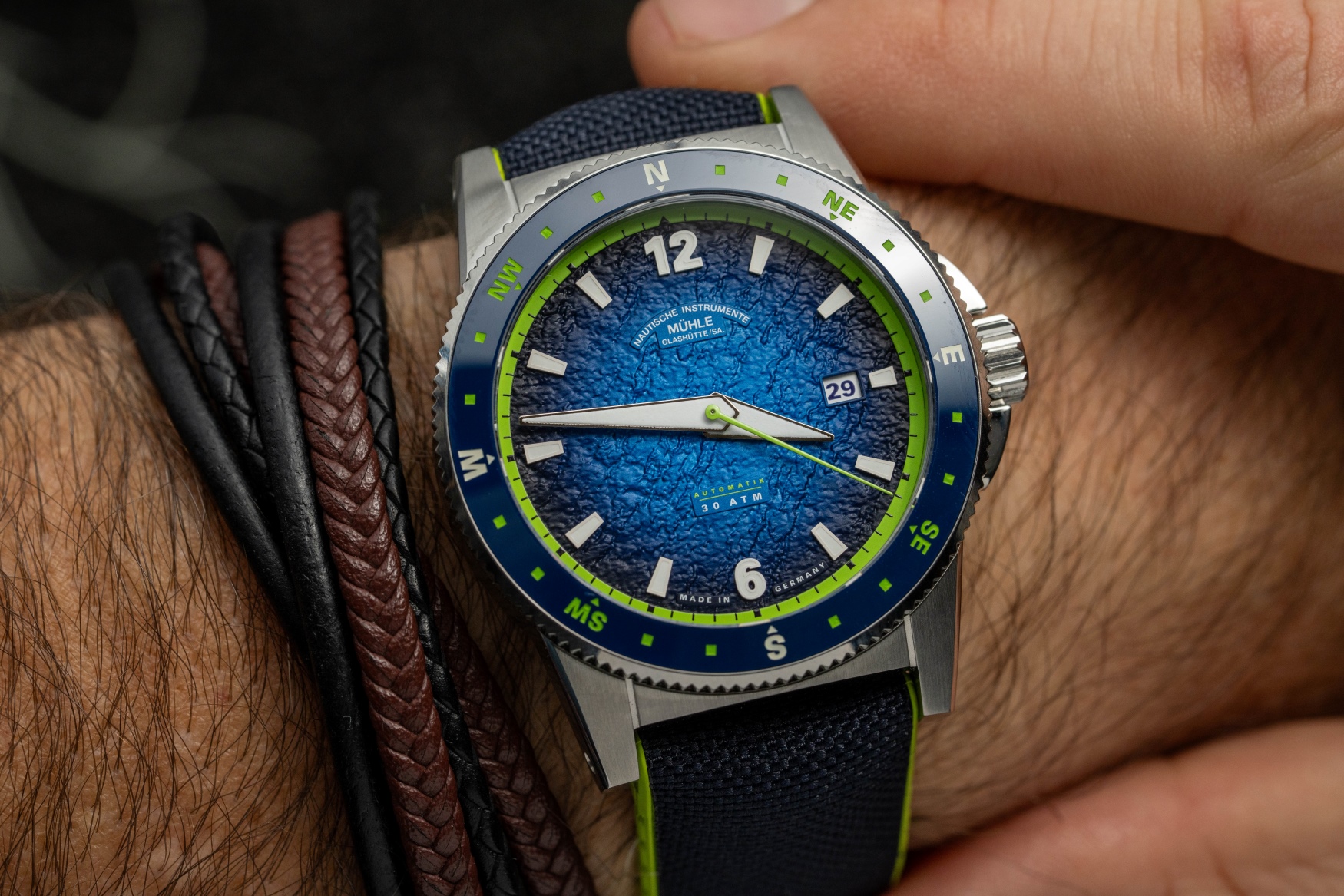 Mühle Glashütte Sportivo Compass Date on wrist